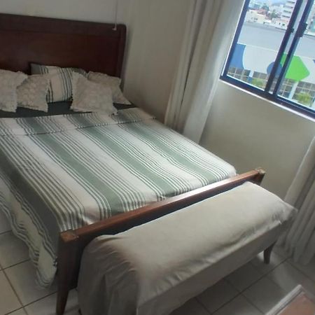 Apartamento Quadra Mar Balneário Camboriú Exterior foto